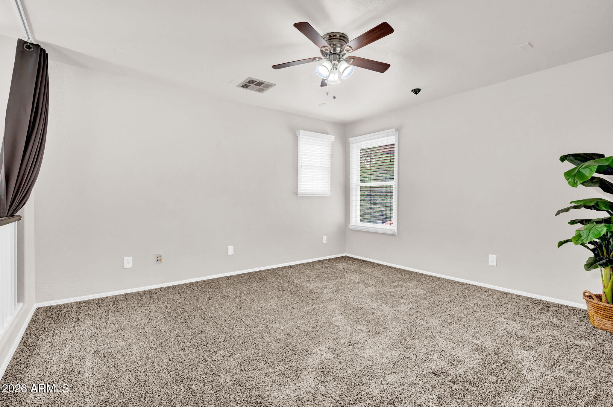 2346 East Pecan Road Phoenix, AZ 85040 - Photo 16 of 31 Upstairs Loft 2