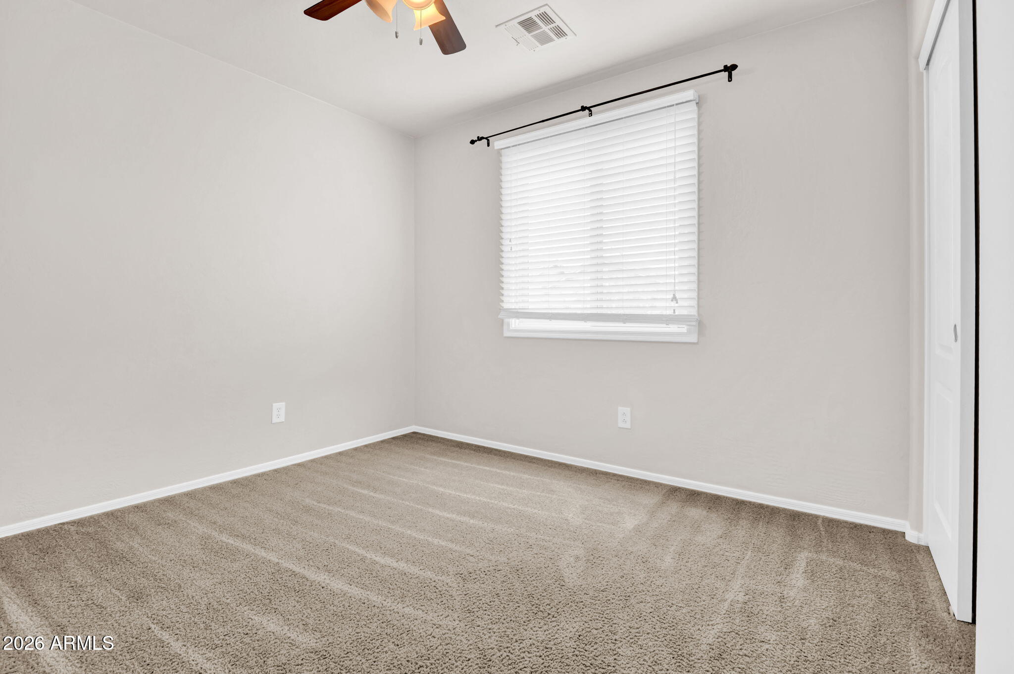 2346 East Pecan Road Phoenix, AZ 85040 - Photo 19 of 31 Guest Room 2