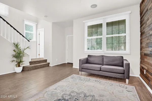 $400,000 | 2346 East Pecan Road, Phoenix, AZ 85040
