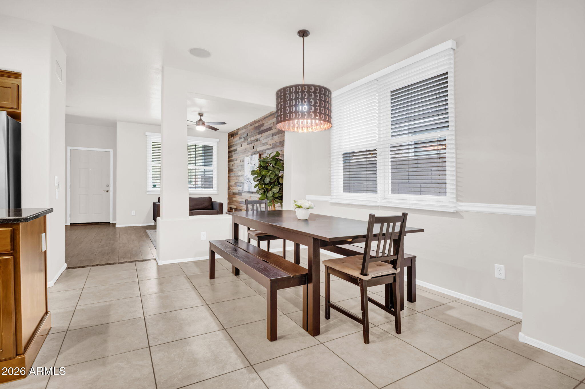 2346 East Pecan Road Phoenix, AZ 85040 - Photo 7 of 31 Dining Area