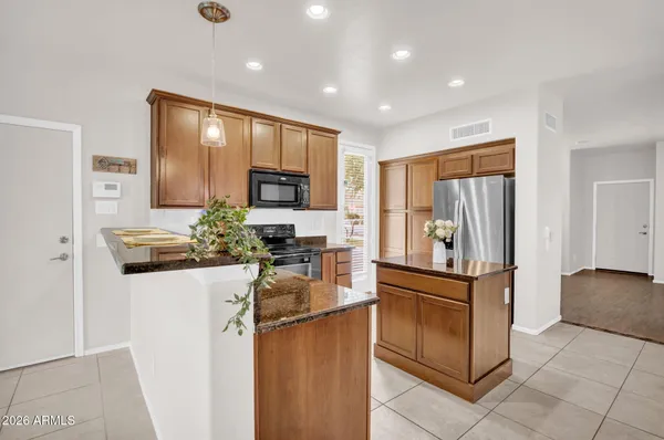 $400,000 | 2346 East Pecan Road, Phoenix, AZ 85040