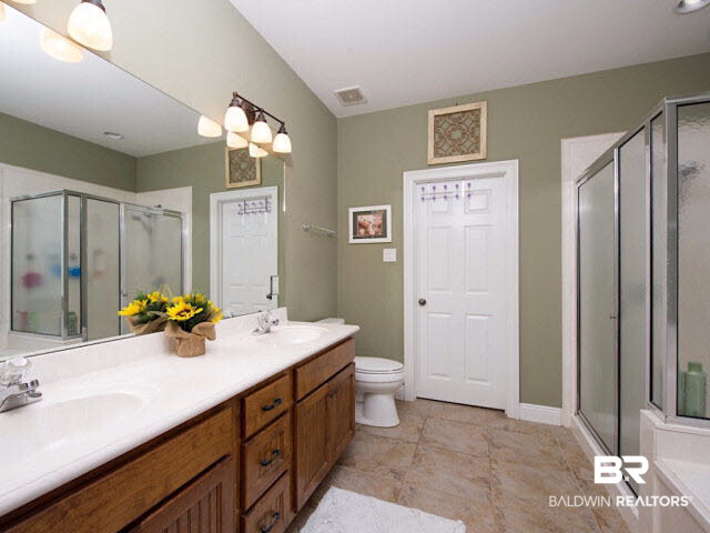 9380 Greenleaf Drive Daphne, AL 36527 - Photo 16 of 24 Double Vanity, separate shower and tub!