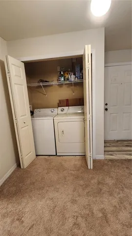 $169,900 | 5447 Vineland Road, Unit 1207, Orlando, FL 32811