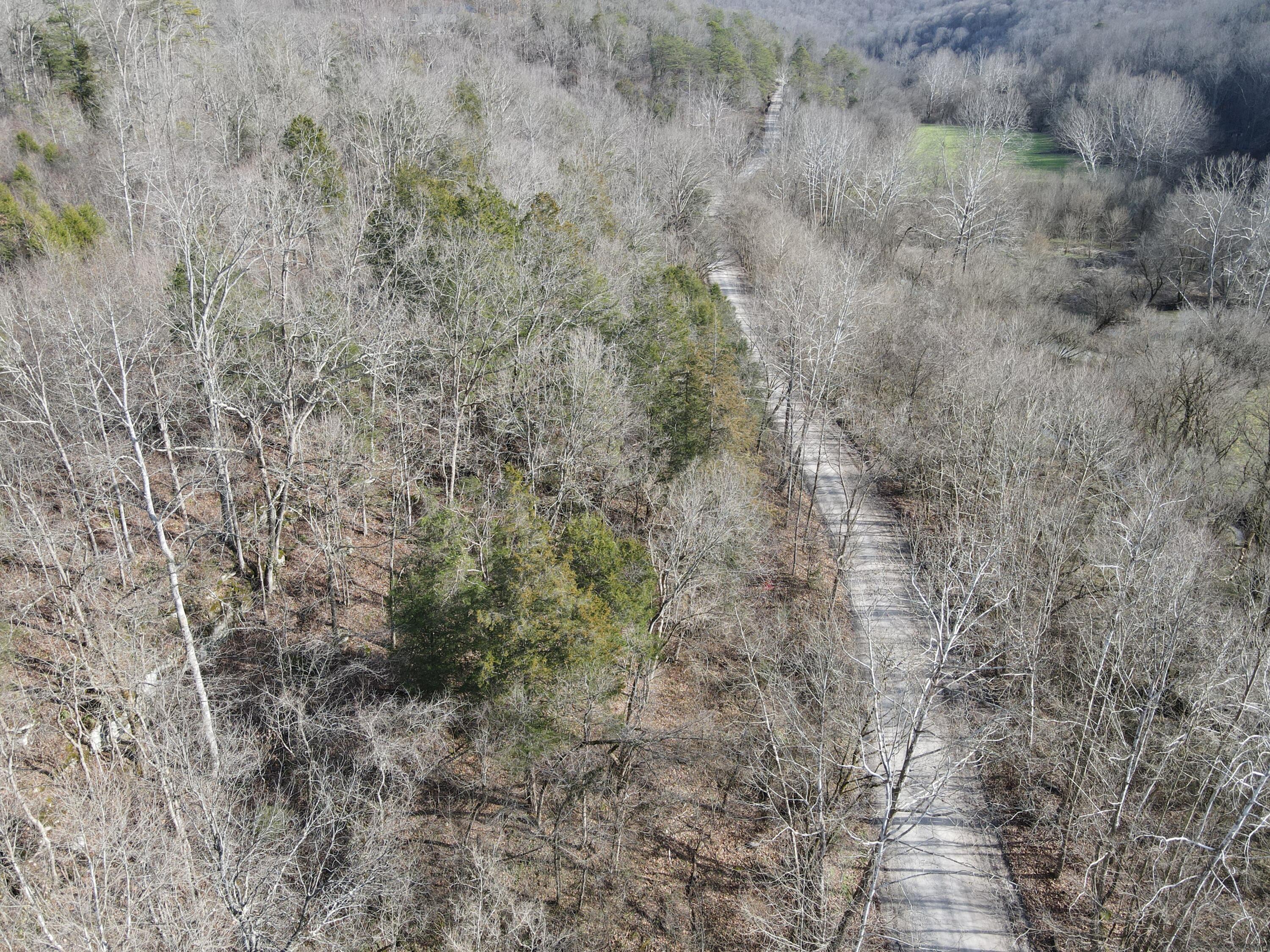 999 Mullins Station Road Livingston, KY 40445 - Photo 4 of 26 DJI_0474