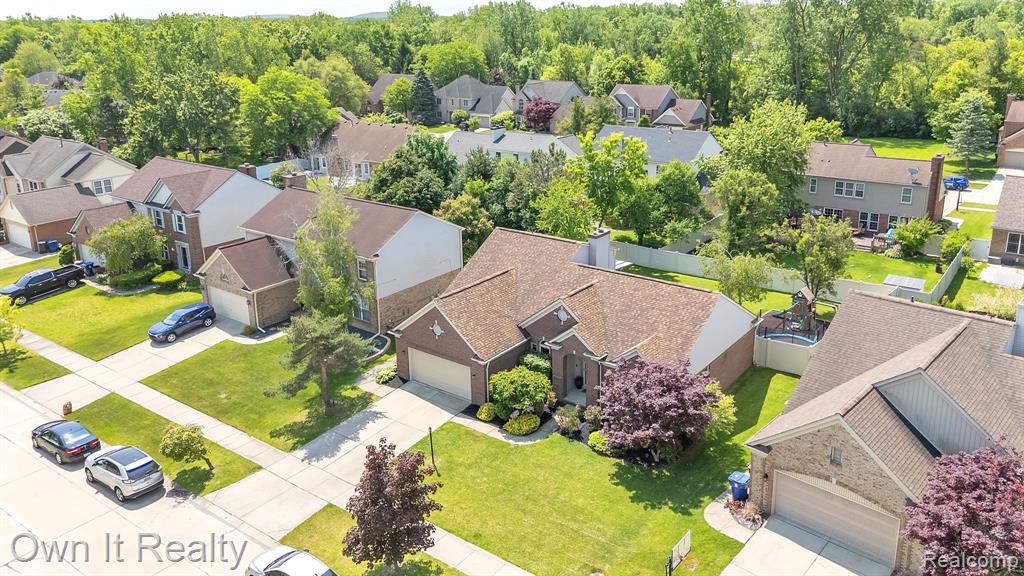 45693 Radnor Road Canton, MI 48187 - Photo 51 of 62