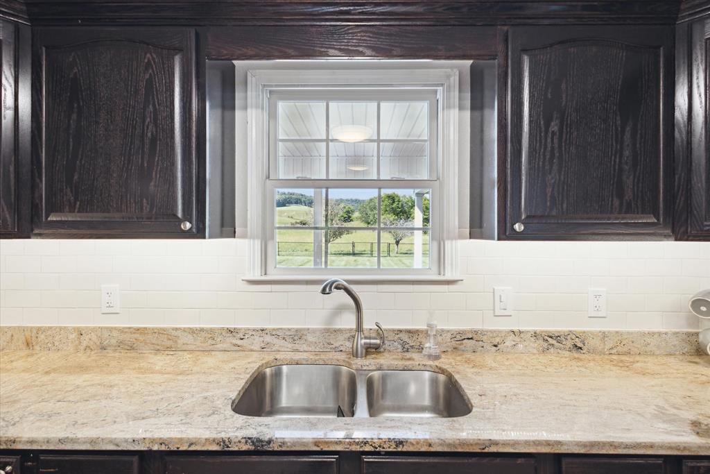 11243 Reedy Creek Road Bristol, VA 24202 - Photo 19 of 50 Gallery Image 19