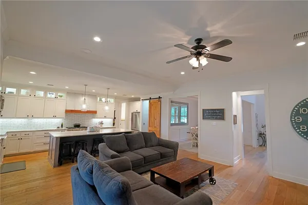 $749,000 | 2005 Austin Hines Drive, China Spring, TX 76633