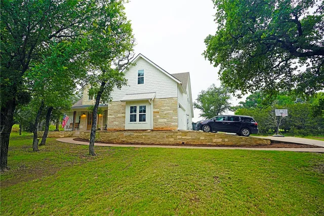 $749,000 | 2005 Austin Hines Drive, China Spring, TX 76633