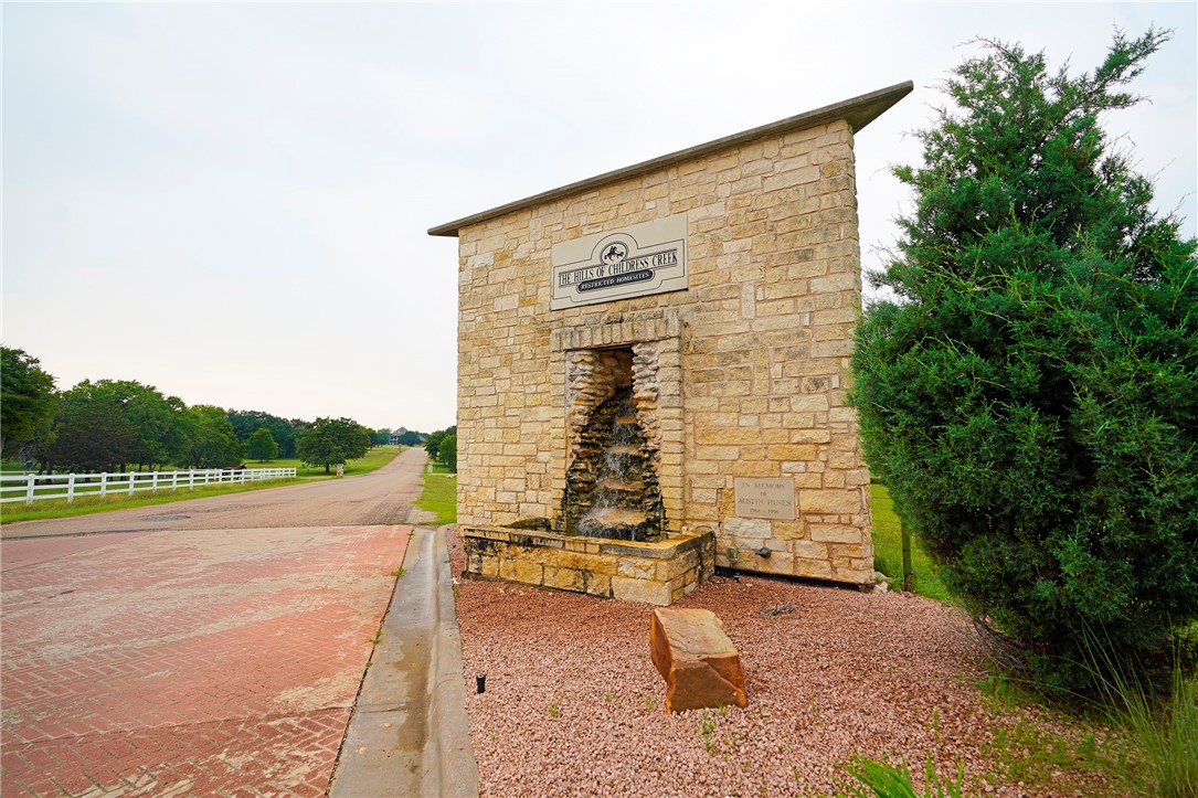 2005 Austin Hines Drive China Spring, TX 76633 - Photo 4 of 59