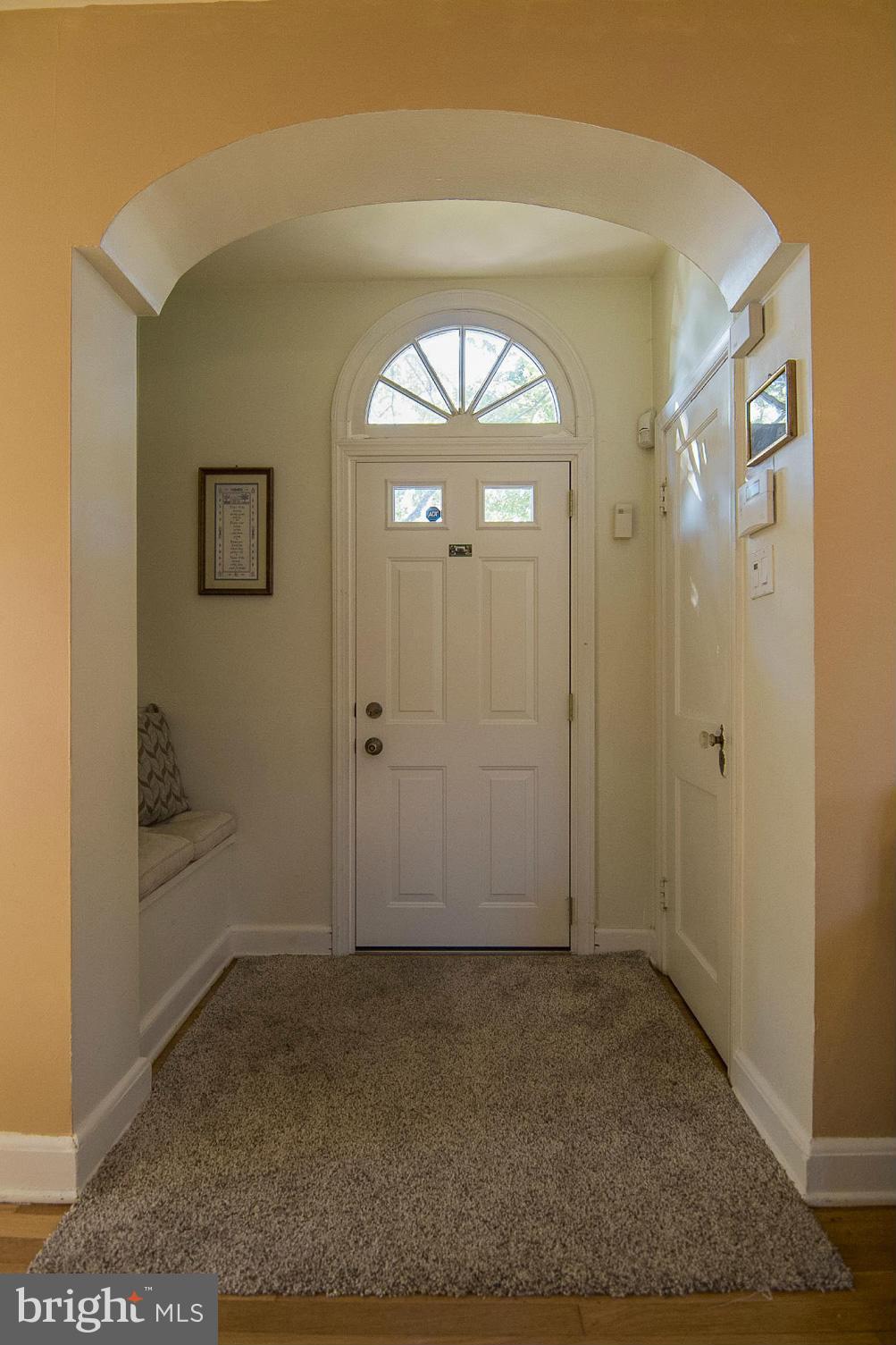 528 Military Road Frederick, MD 21702 - Photo 4 of 30 Interior (General)