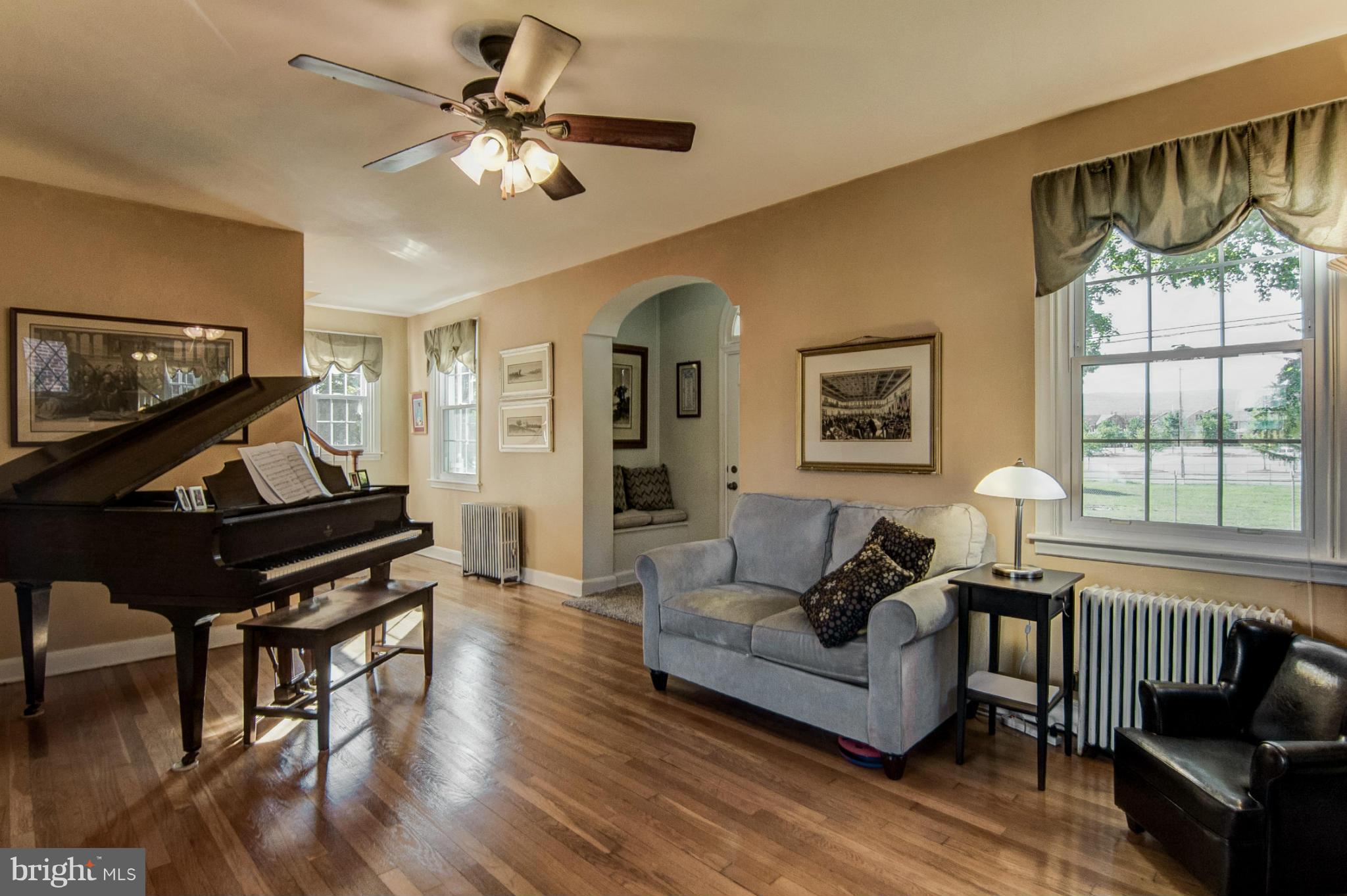 528 Military Road Frederick, MD 21702 - Photo 7 of 30 Family Room