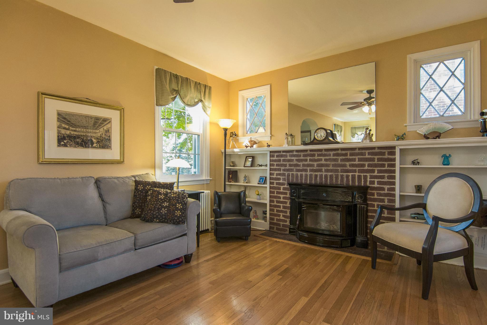 528 Military Road Frederick, MD 21702 - Photo 8 of 30 Family Room