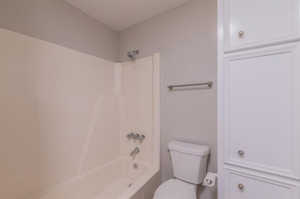 1517 Raintree Lane Cleburne, TX 76033 - Photo 26 of 31 Gallery Image 26