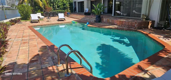 $10,700,000 | 363 Centre Island, Golden Beach, FL 33160