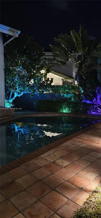 $10,700,000 | 363 Centre Island, Golden Beach, FL 33160