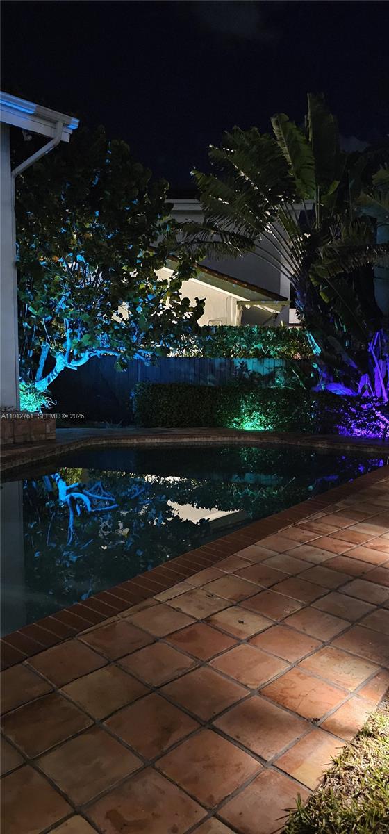 363 Centre Island Golden Beach, FL 33160 - Photo 26 of 31