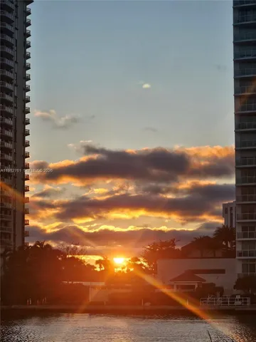 $10,700,000 | 363 Centre Island, Golden Beach, FL 33160