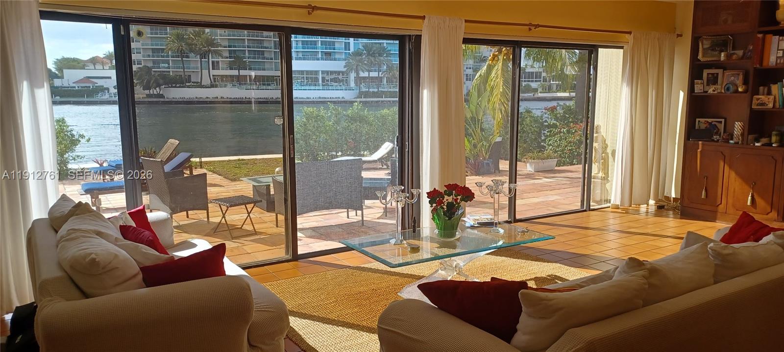 363 Centre Island Golden Beach, FL 33160 - Photo 6 of 31