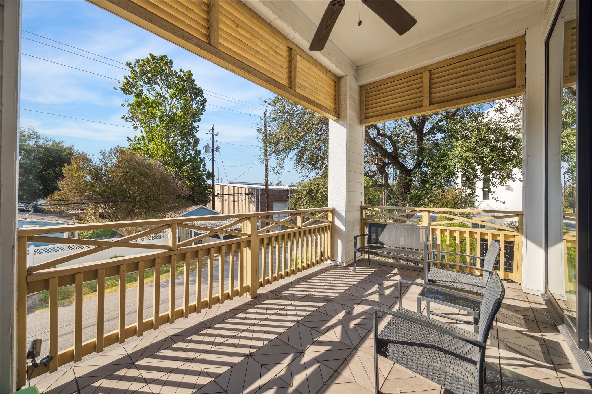 2714 Harvard Street Houston, TX 77008 - Photo 18 of 31 a view of a two chair in the balcony