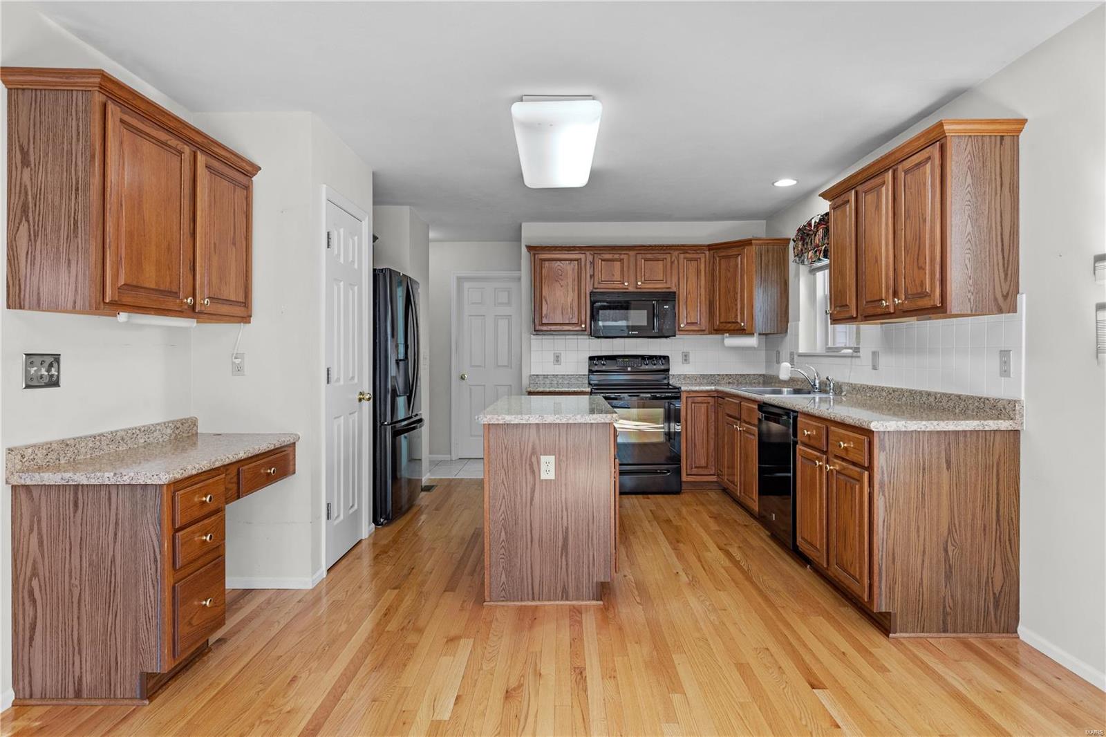 5540 Kerth Road St. Louis, MO 63128 - Photo 15 of 34 Gallery Image 15
