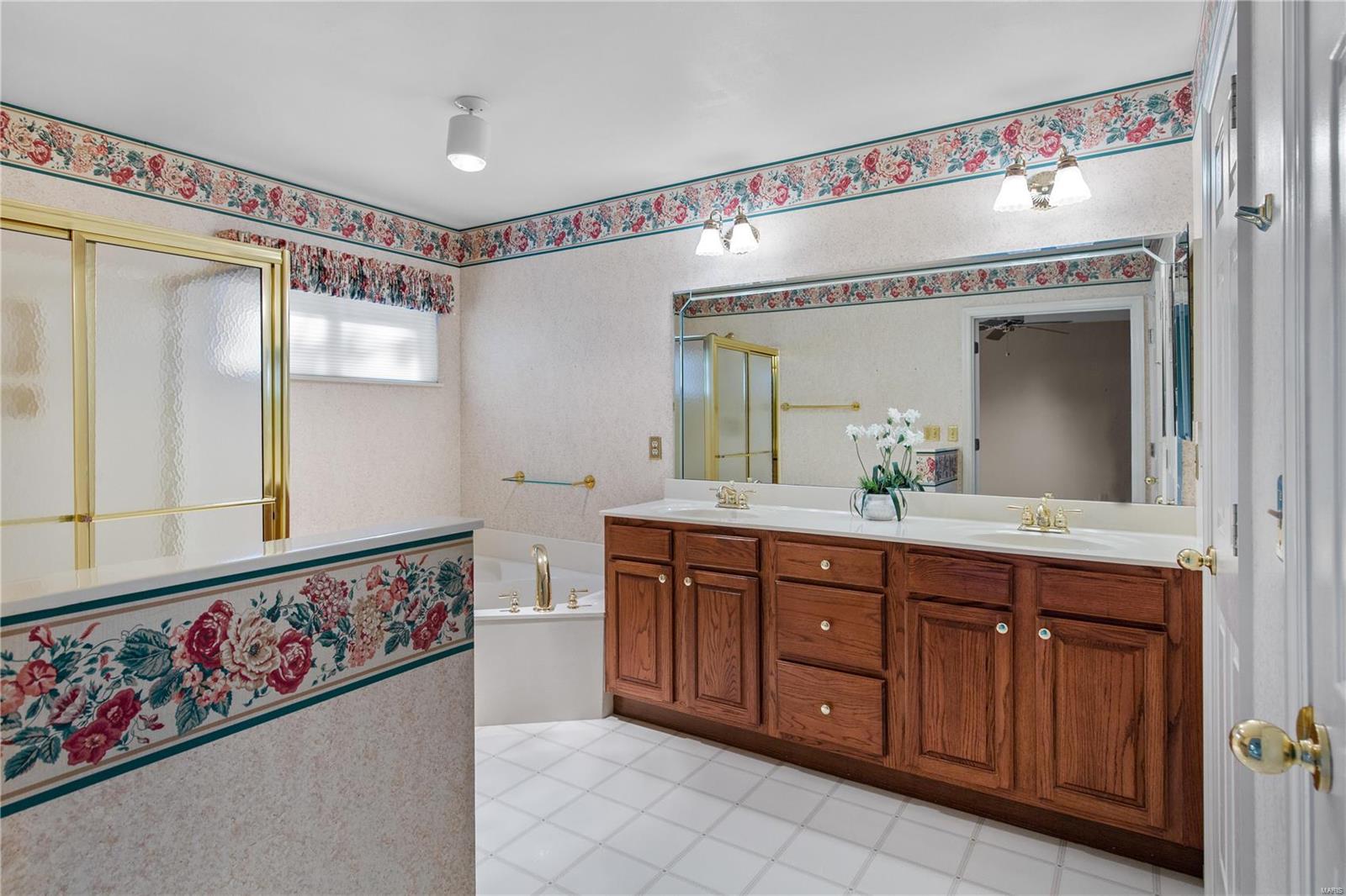5540 Kerth Road St. Louis, MO 63128 - Photo 22 of 34 Gallery Image 22