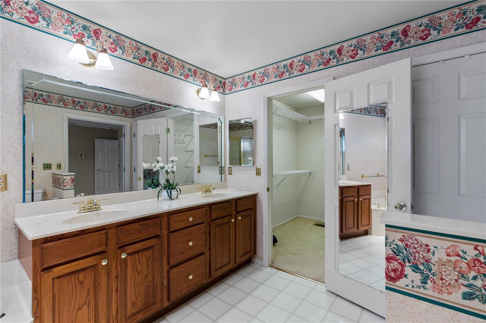 5540 Kerth Road St. Louis, MO 63128 - Photo 24 of 34 Gallery Image 24