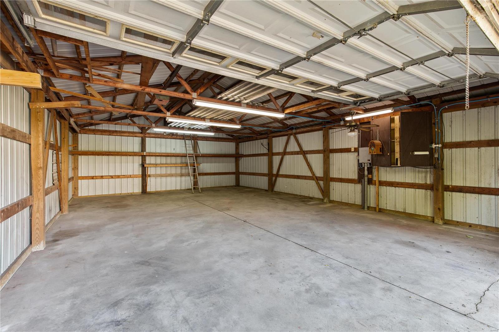 5540 Kerth Road St. Louis, MO 63128 - Photo 32 of 34 Gallery Image 32