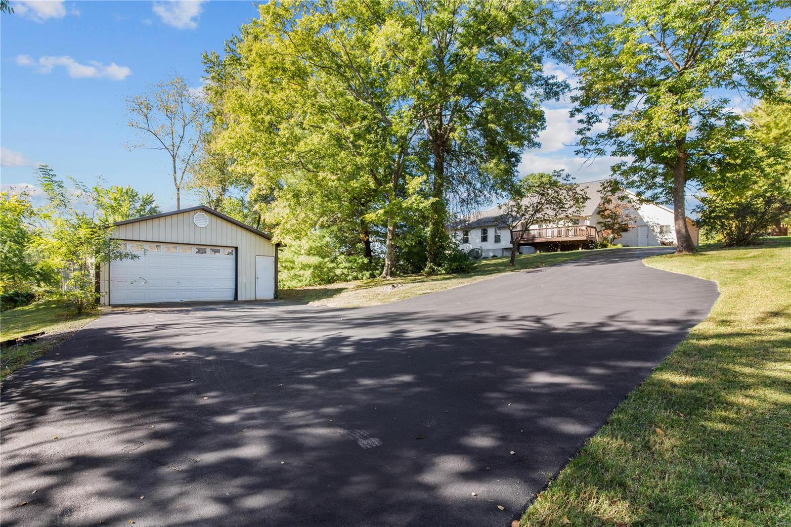 5540 Kerth Road St. Louis, MO 63128 - Photo 6 of 34 Gallery Image 6