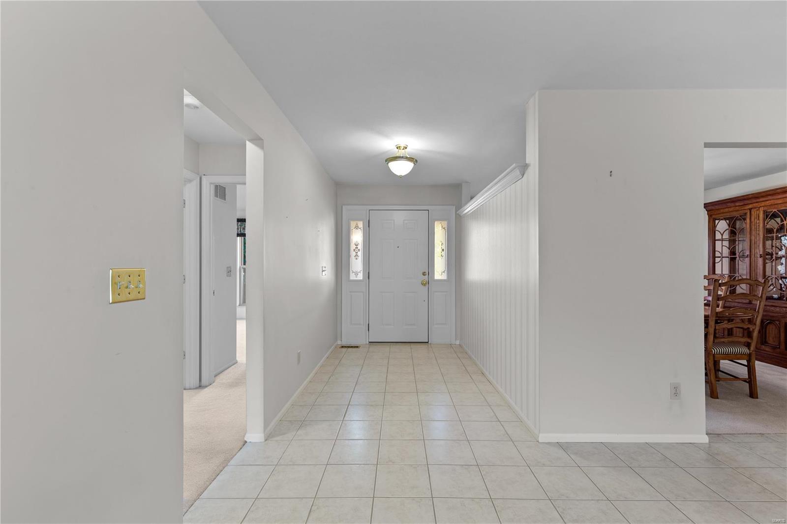 5540 Kerth Road St. Louis, MO 63128 - Photo 7 of 34 Gallery Image 7