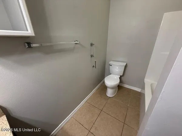$900 | 19023 Pineville Road, Unit 3, Long Beach, MS 39560