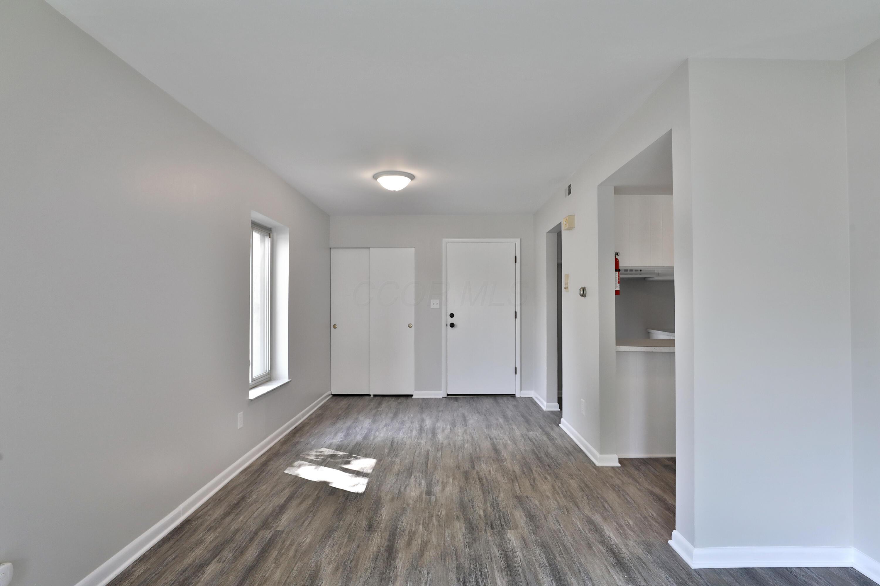 699 Wetmore Road, Unit G Columbus, OH 43214 - Photo 11 of 27 669-Wetmore-11