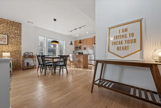 $399,000 | 2300 North Kimball Avenue, Unit 1, Chicago, IL 60647