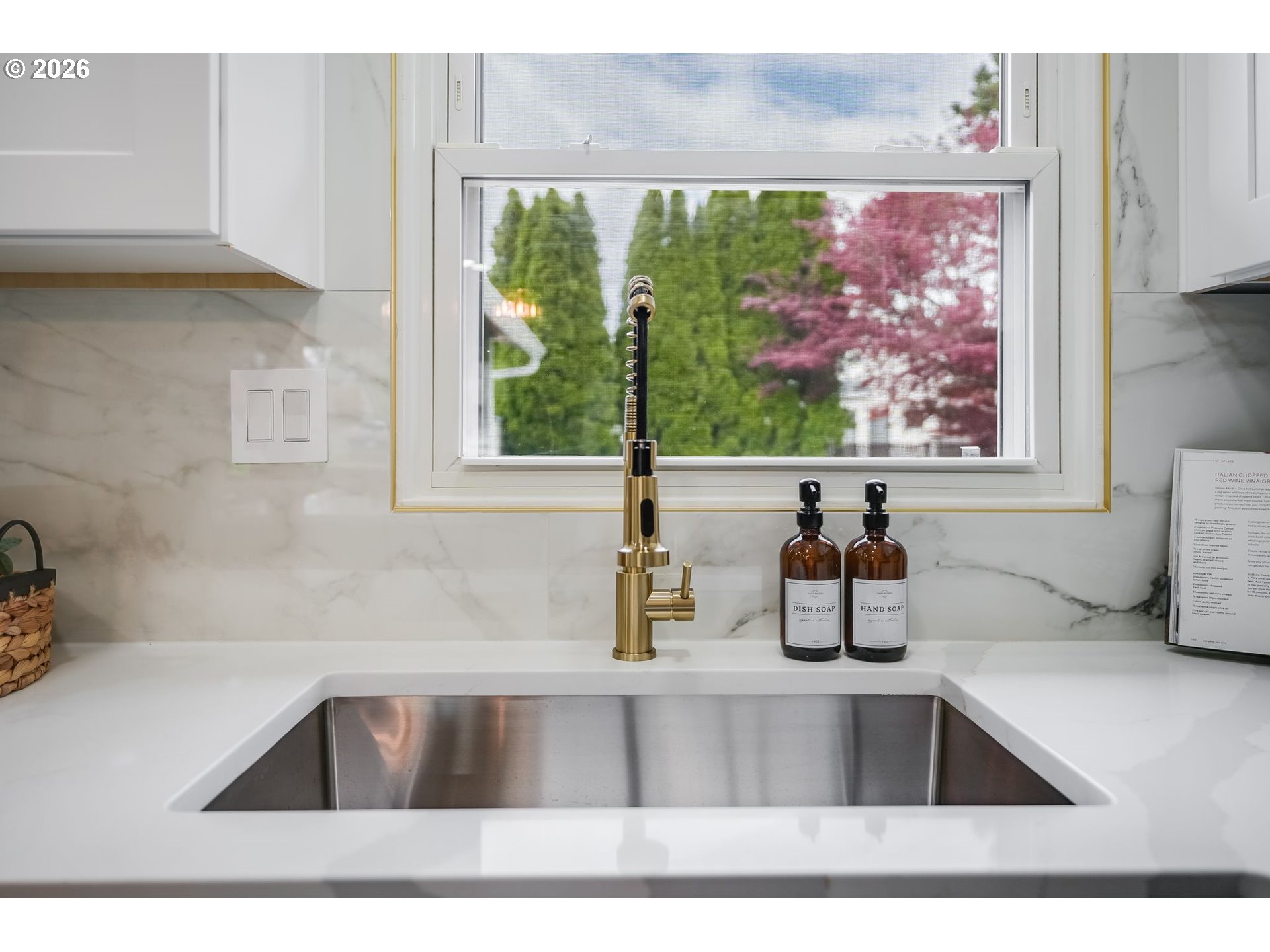 12525 Southwest 12th Street Beaverton, OR 97005 - Photo 16 of 37