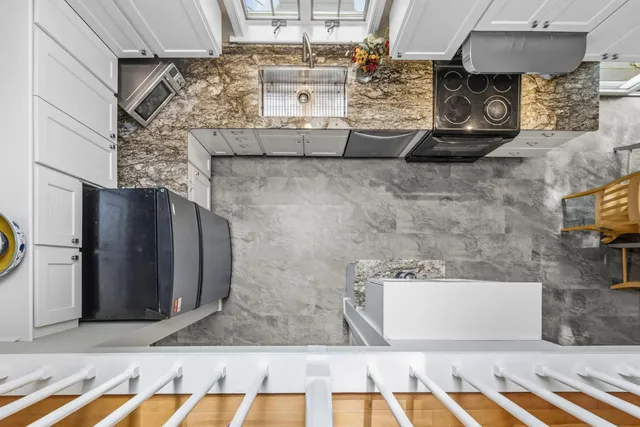 $749,000 | 2 Bunker Hill Terrace, Scarborough, ME 04074