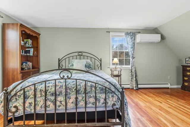 $749,000 | 2 Bunker Hill Terrace, Scarborough, ME 04074