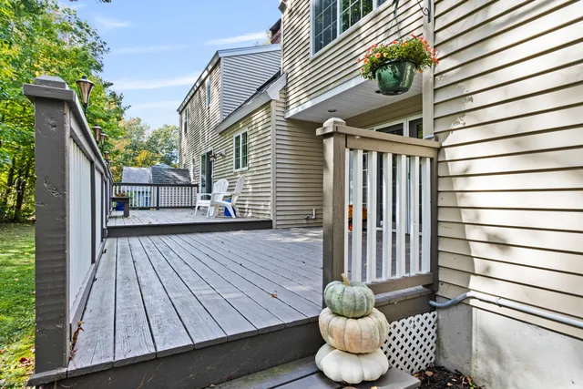 $749,000 | 2 Bunker Hill Terrace, Scarborough, ME 04074