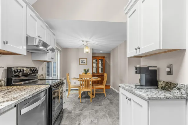 $749,000 | 2 Bunker Hill Terrace, Scarborough, ME 04074