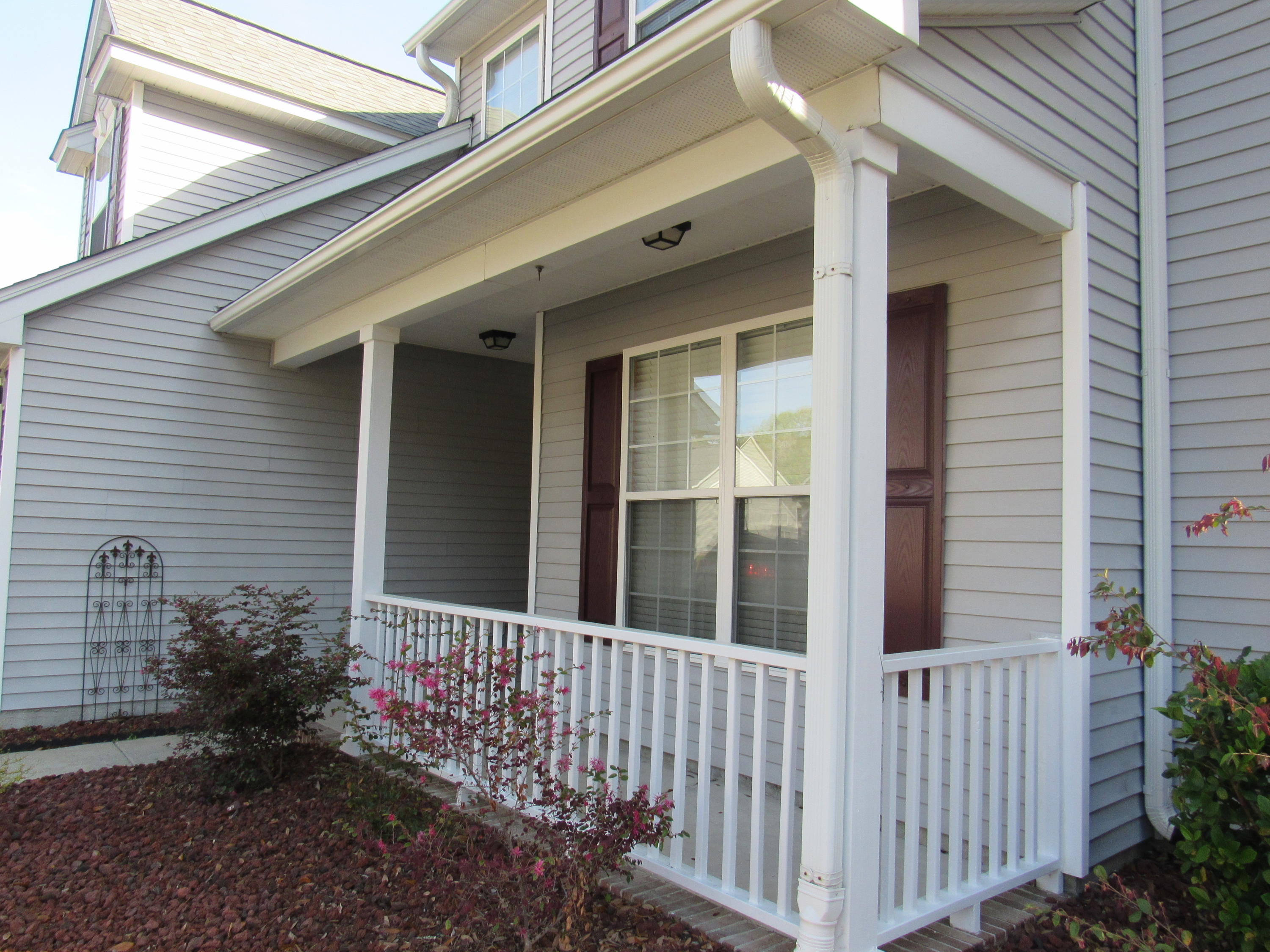 115 Oakbluff Road Summerville, SC 29485 - Photo 3 of 35 With Welcoming Front Porch