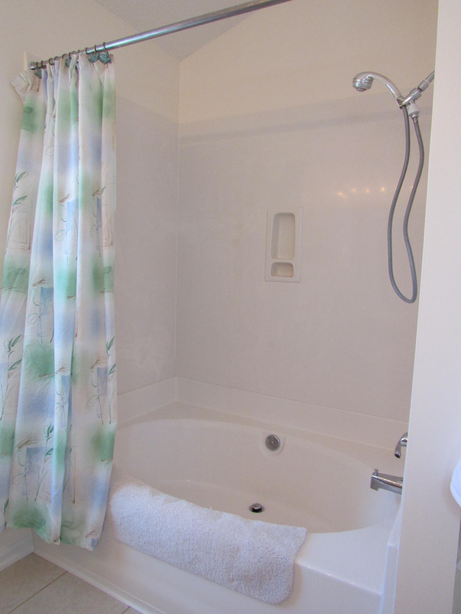 115 Oakbluff Road Summerville, SC 29485 - Photo 29 of 35 Master Garden Tub