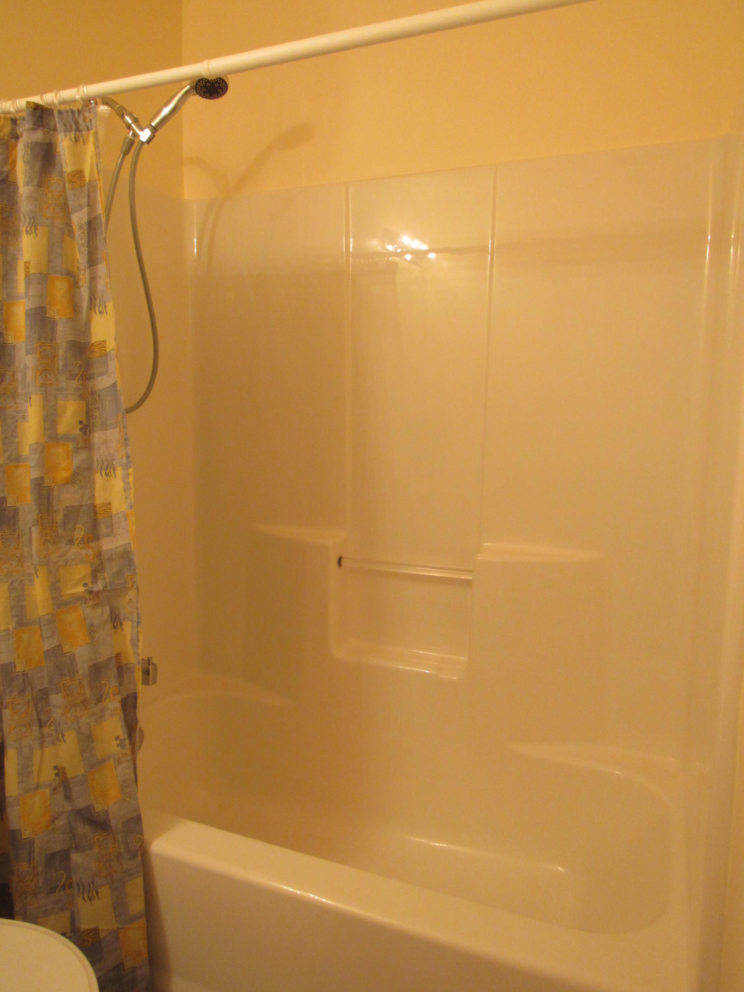 115 Oakbluff Road Summerville, SC 29485 - Photo 34 of 35 Hall Bathtub
