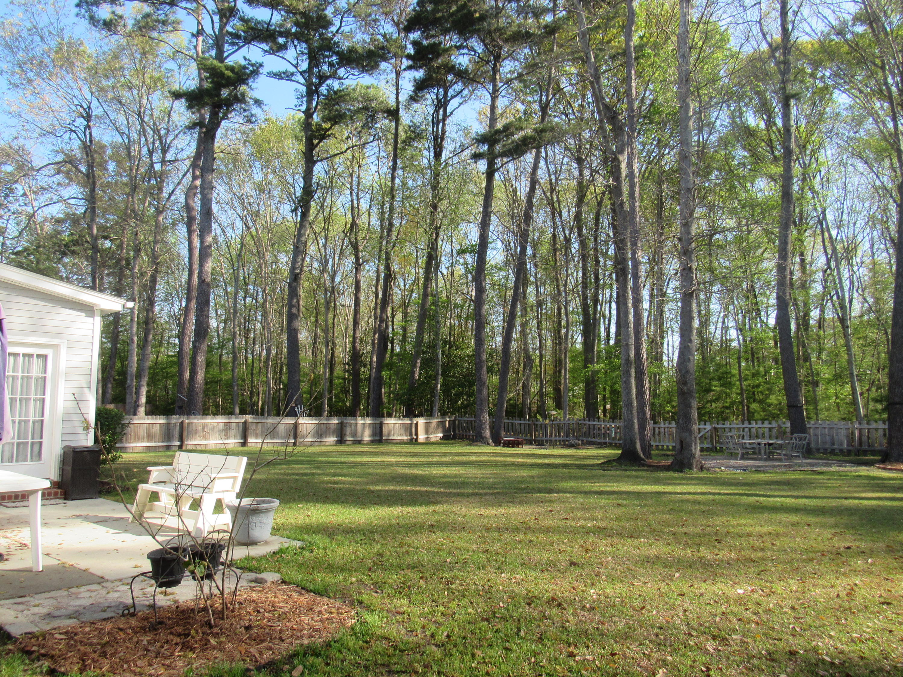 115 Oakbluff Road Summerville, SC 29485 - Photo 8 of 35 Turn off the noise...