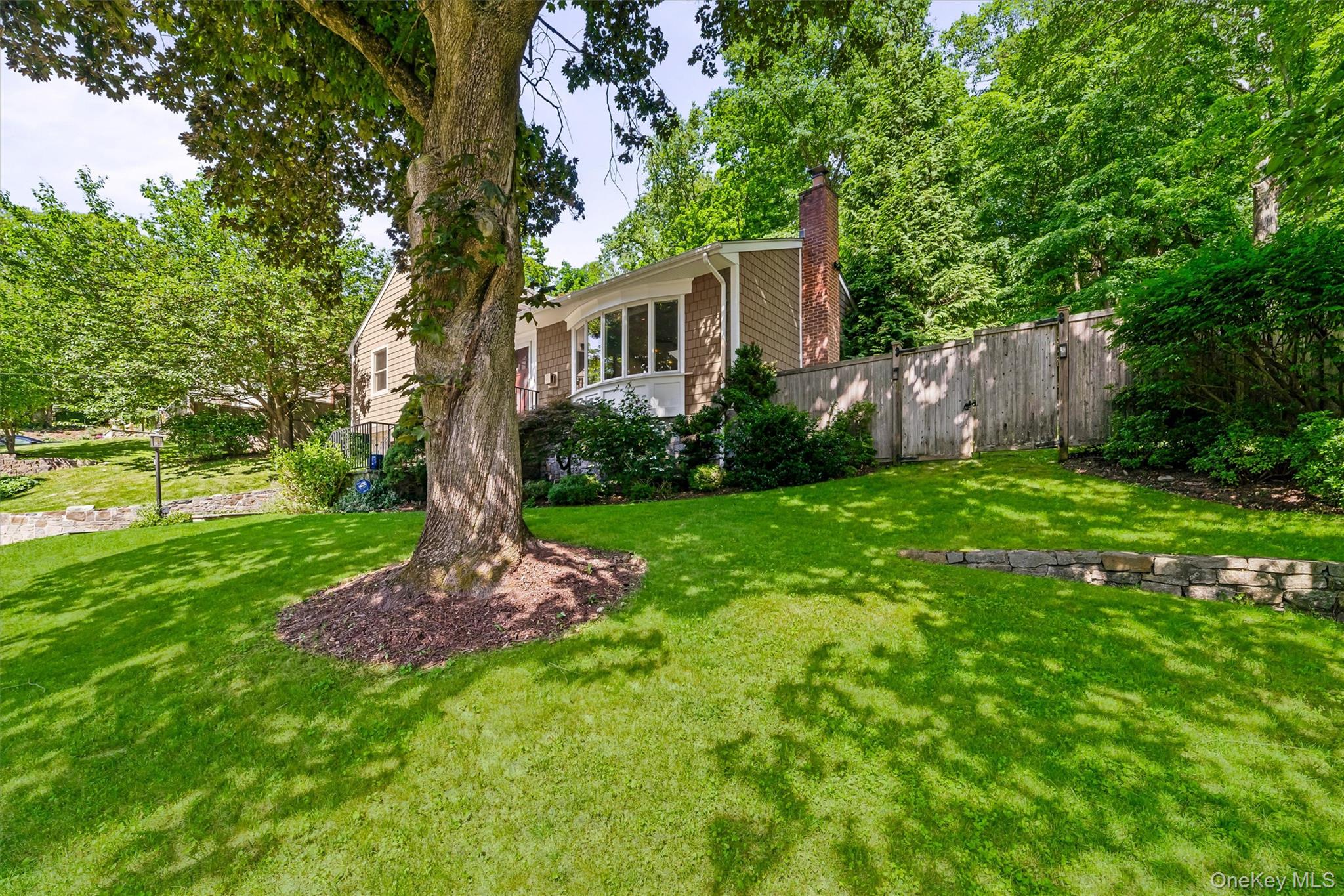 12 Overlook Road North White Plains, NY 10603 - Photo 6 of 34