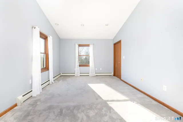 $389,900 | 15 Wolcott Street, Southington, CT 06489