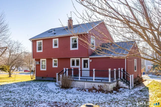 $389,900 | 15 Wolcott Street, Southington, CT 06489