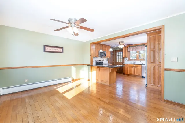 $389,900 | 15 Wolcott Street, Southington, CT 06489