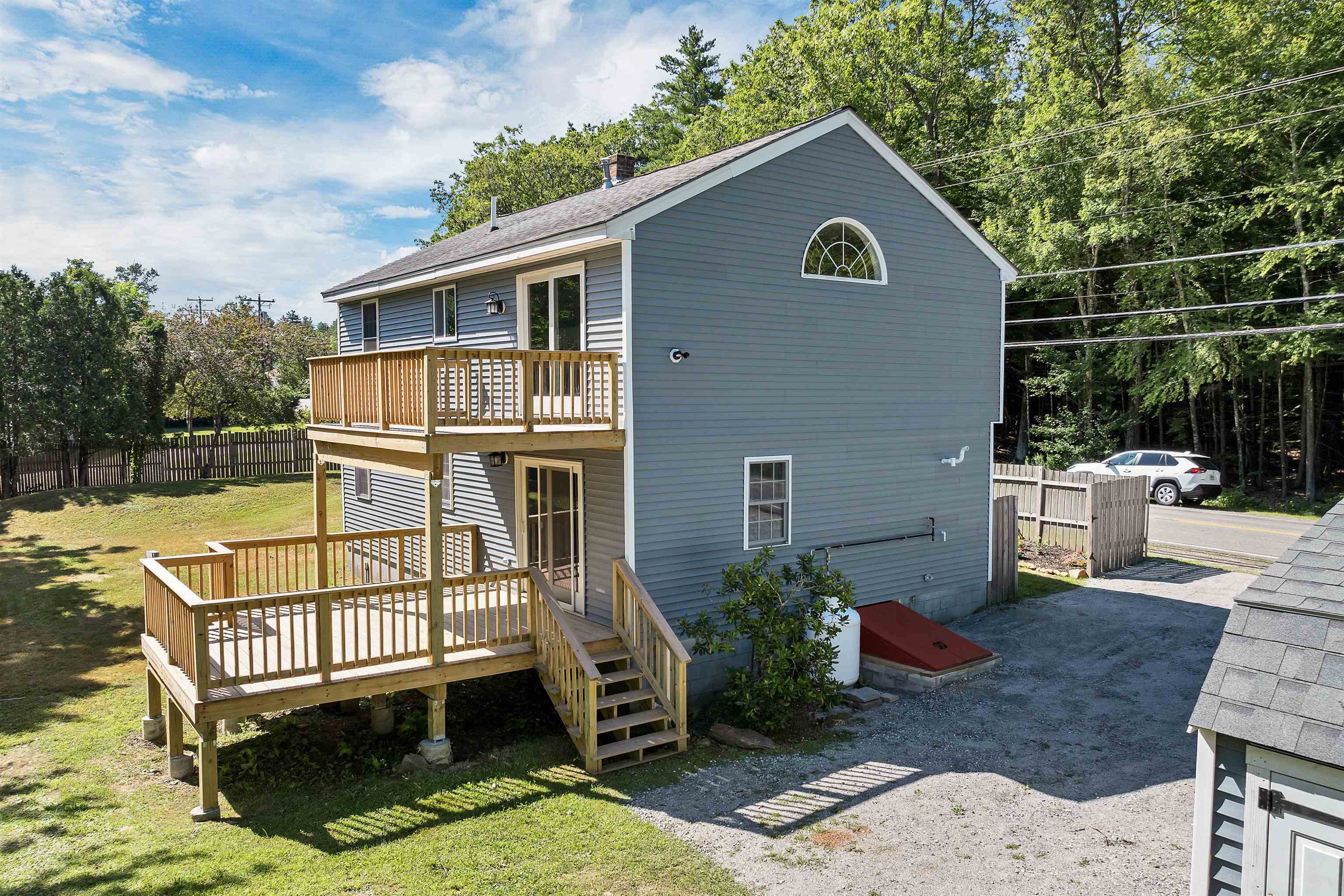85 A North Road Deerfield, NH 03037 - Photo 4 of 51