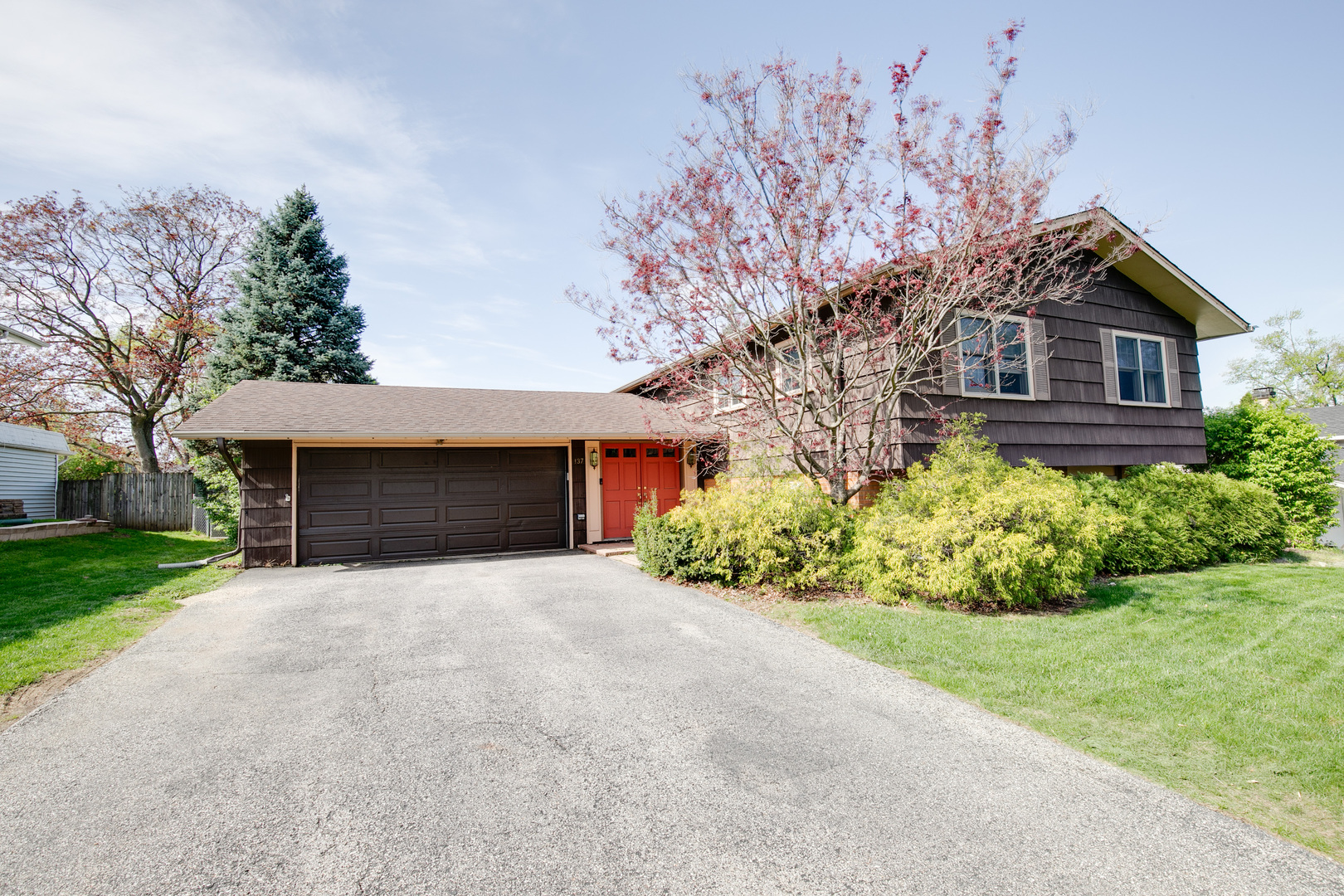 21W137 Everest Road Lombard, IL 60148 - Photo 1 of 19