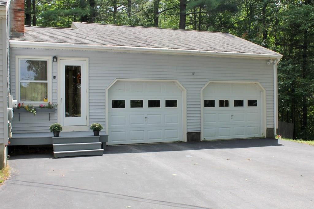 44 New Road Arundel, ME 04046 - Photo 20 of 23 Garage