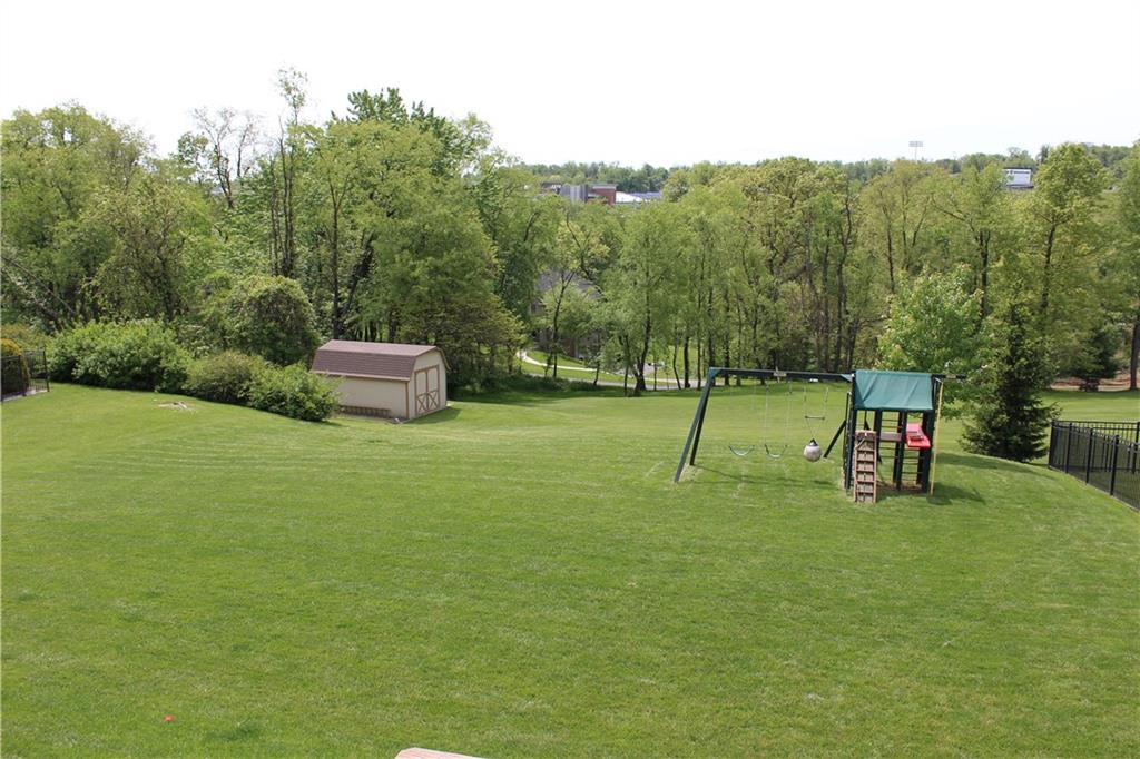 253 Field Club Circle McKees Rocks, PA 15136 - Photo 2 of 25