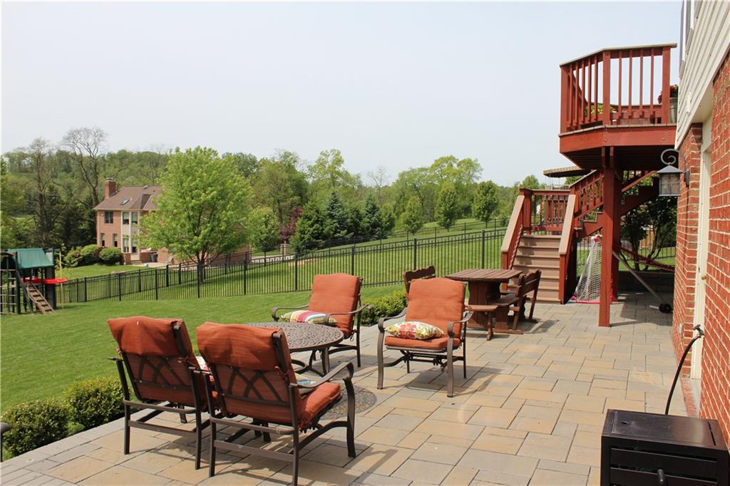 253 Field Club Circle McKees Rocks, PA 15136 - Photo 22 of 25